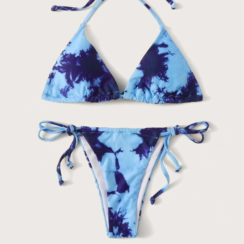 💙NWT Blue Tie Dye Halter Bikini Set💙 - Picture 2 of 5